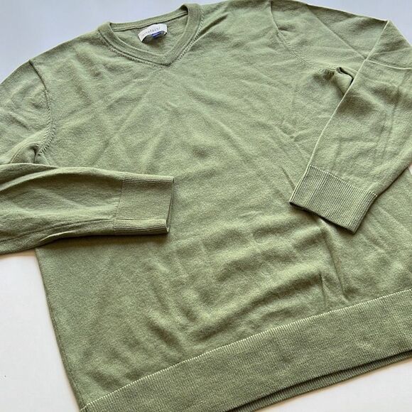 Artefact Merino Wool V-Neck Sweater Tagged M Fits Small - Picture 1 of 7